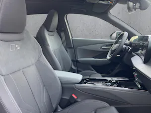 Audi Q3 SUV e-hybrid 200 kW S tronig