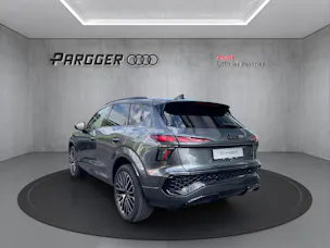 Audi Q3 SUV e-hybrid 200 kW S tronig