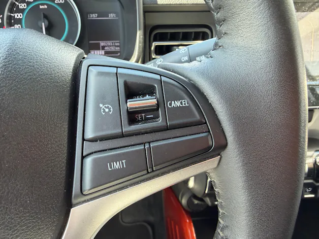 Suzuki Ignis 1.2i Piz Sulai Top Hybrid 4x4