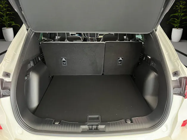 Ford Kuga 2.5 FHEV Sound Edition 4WD
