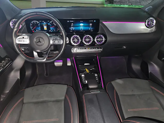 Mercedes-Benz GLA 250 4Matic AMG Line 8G-DCT