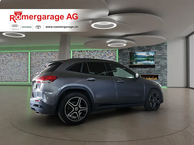 MERCEDES-BENZ GLA 250 4Matic AMG Line 8G-DCT
