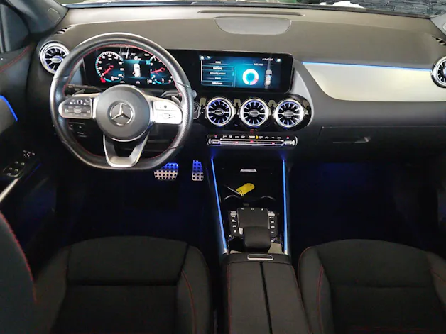 MERCEDES-BENZ GLA 250 4Matic AMG Line 8G-DCT