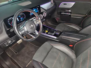Mercedes-Benz GLA 250 4Matic AMG Line 8G-DCT
