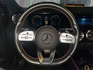 Mercedes-Benz GLA 250 4Matic AMG Line 8G-DCT