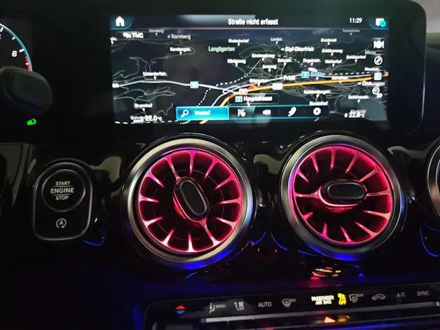 Mercedes-Benz GLA 250 4Matic AMG Line 8G-DCT