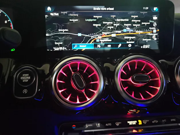 Mercedes-Benz GLA 250 4Matic AMG Line 8G-DCT