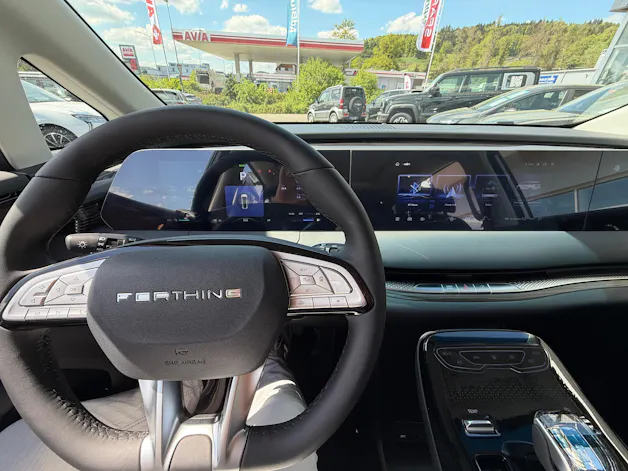 FORTHING 9 1.5T PHEV 7 Sitze Full Option Plugin
