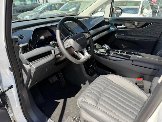 FORTHING 9 1.5T PHEV 7 Sitze Full Option Plugin