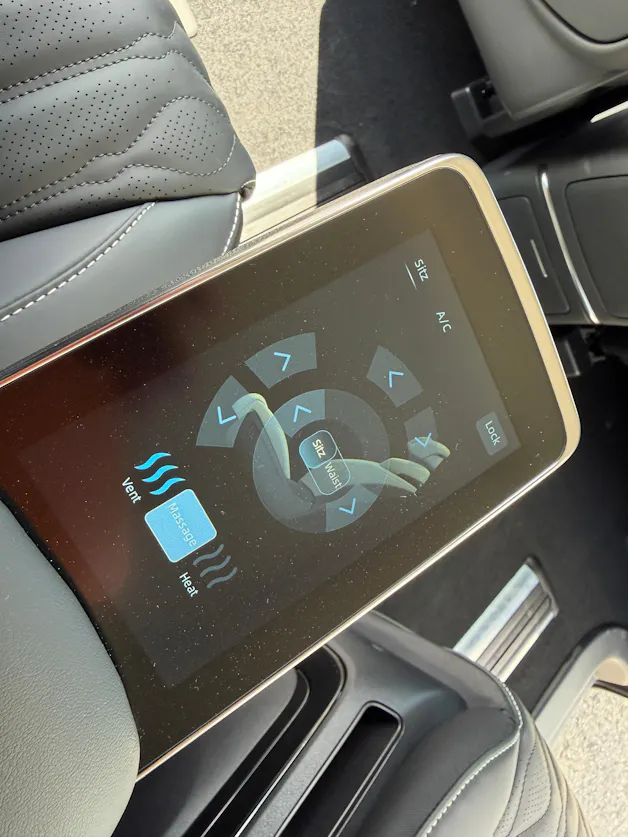 FORTHING 9 1.5T PHEV 7 Sitze Full Option Plugin