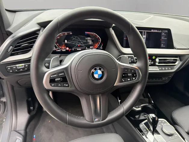 BMW 120d xDrive Steptronic Pure M Sport