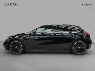Mercedes-Benz A 250 4M - AMG / DISTRONIC / 360 Grad Kamera / Panorama-Dach