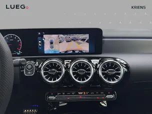Mercedes-Benz A 250 4M - AMG / DISTRONIC / 360 Grad Kamera / Panorama-Dach