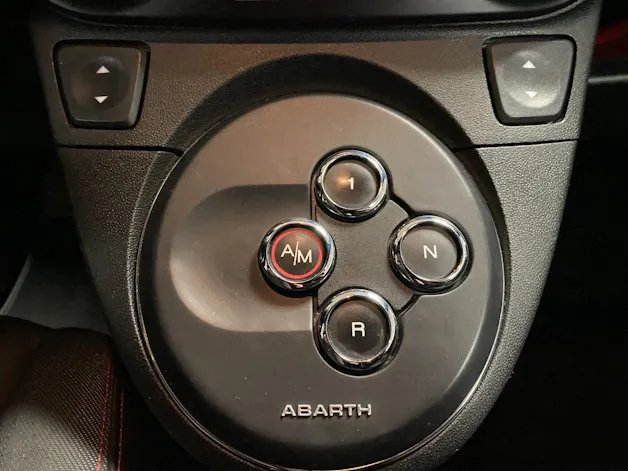 Fiat 595 Abarth 1.4 T-Jet 180 Compe