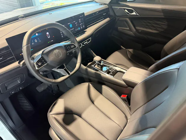 MG HS 1.5 T HEV Luxury