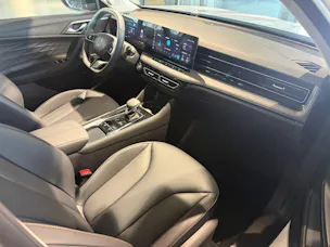 MG HS 1.5 T HEV Luxury