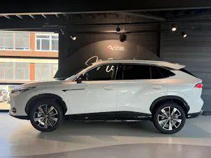 MG HS 1.5 T HEV Luxury