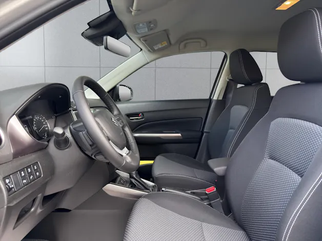 Suzuki Vitara 1.4 Boosterjet Sakura 4x4 Hybrid Automatic