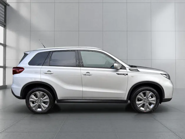 Suzuki Vitara 1.4 Boosterjet Sakura 4x4 Hybrid Automatic