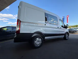 Ford Transit Van 350 L2 Trend 2.0 TDCi 130 FWD A
