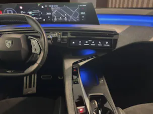 Peugeot 3008 145 e-DCS6 Hybrid GT