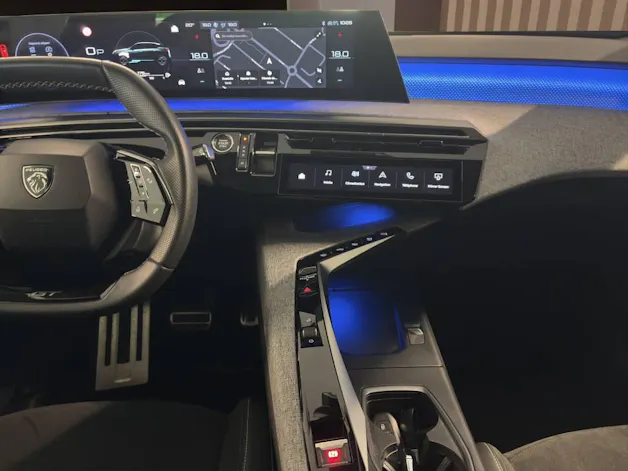Peugeot 3008 145 e-DCS6 Hybrid GT
