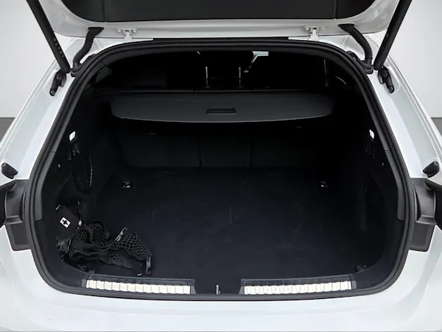 Audi A5 Avant 2.0 TDI Attraction quattro S-Tronic