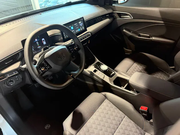 MG 3 1.5 Hybrid Luxury Aut.