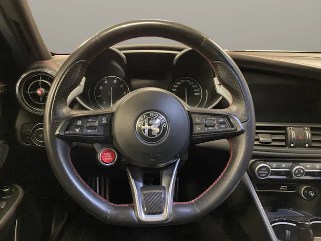 Alfa Romeo Giulia 2.0 MA 280 AT Q4 Ve
