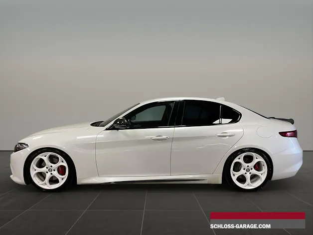 Alfa Romeo Giulia 2.0 MA 280 AT Q4 Ve