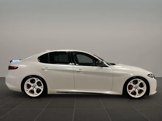 Alfa Romeo Giulia 2.0 MA 280 AT Q4 Ve
