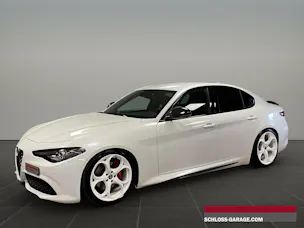 Alfa Romeo Giulia 2.0 MA 280 AT Q4 Ve