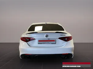 Alfa Romeo Giulia 2.0 MA 280 AT Q4 Ve