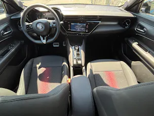 Alfa Romeo Junior 1.2 48V Hybrid Junior TI