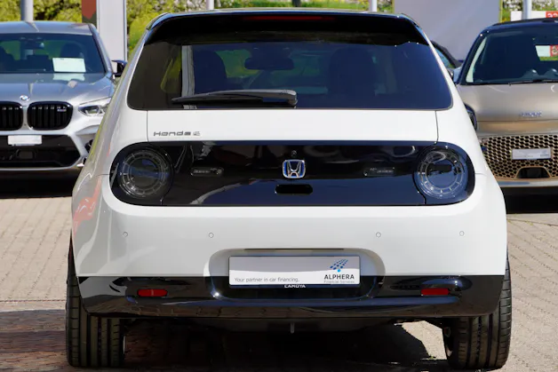 Honda e