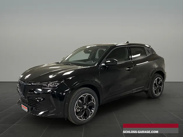Alfa Romeo Junior 1.2 Ibrida Q4 Pack Tech