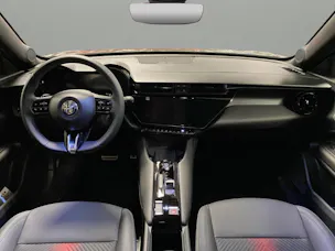Alfa Romeo Junior 1.2 Ibrida Q4 Pack Tech