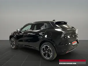 Alfa Romeo Junior 1.2 Ibrida Q4 Pack Tech