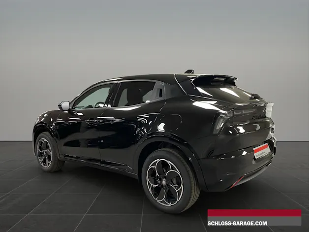 Alfa Romeo Junior 1.2 Ibrida Q4 Pack Tech