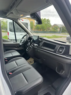 Ford Transit cab.-ch. 350 L4 2.0 Ec Trend/165CV/HD/Aut.
