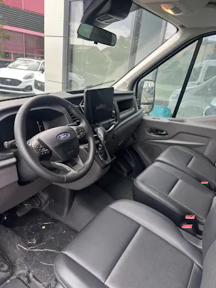 Ford Transit cab.-ch. 350 L4 2.0 Ec Trend/165CV/HD/Aut.