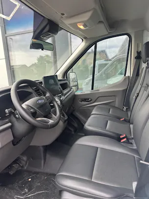 Ford Transit cab.-ch. 350 L4 2.0 Ec Trend/165CV/HD/Aut.