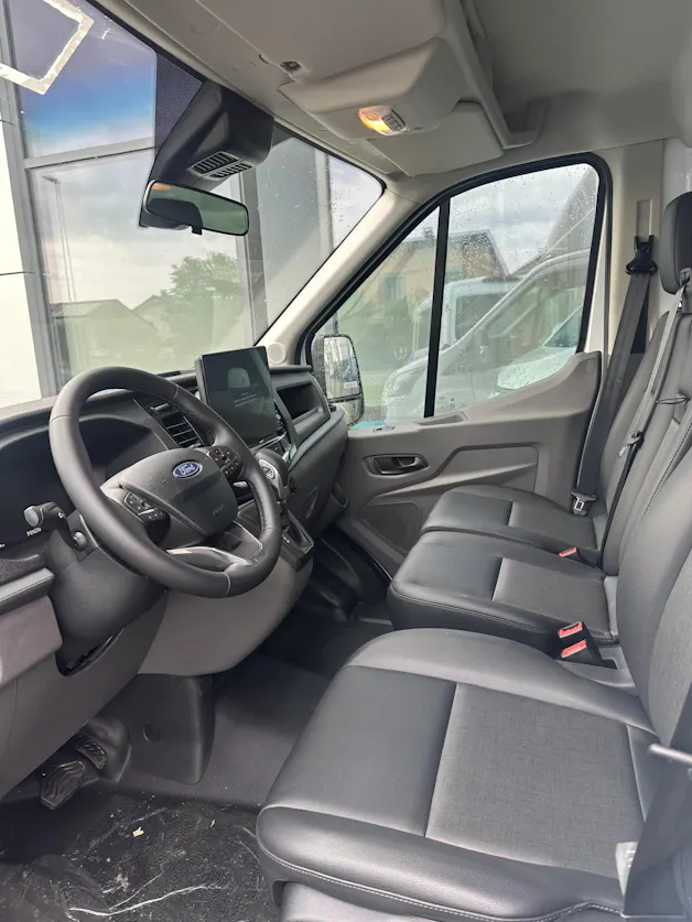 Ford Transit cab.-ch. 350 L4 2.0 Ec Trend/165CV/HD/Aut.