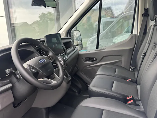 Ford Transit cab.-ch. 350 L4 2.0 Ec Trend/165CV/HD/Aut.