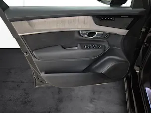 Volvo XC90 2.0 T8 TE Plus Dark eAWD