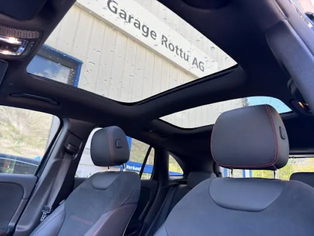 Mercedes-Benz GLA 250 AMG Line 4Matic