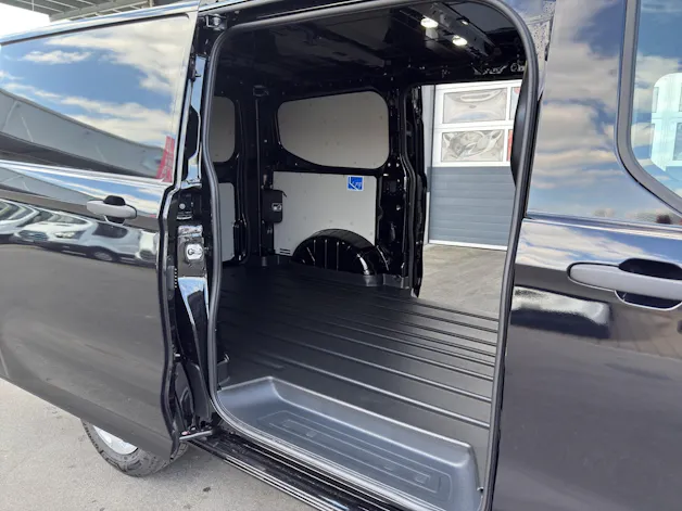 Ford Transit C Van 320 L1 2.0 EcoBlue 136 Trend
