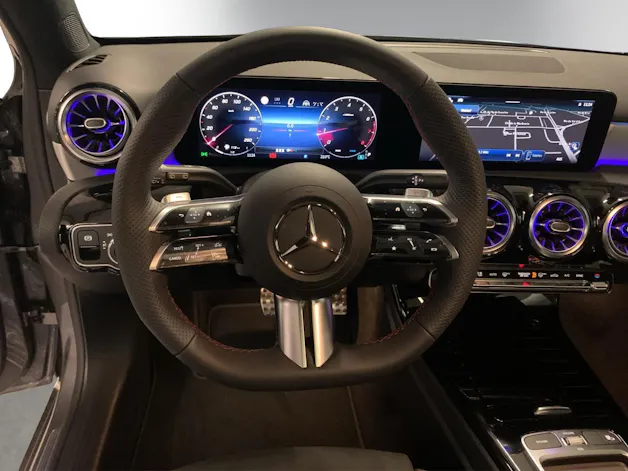 Mercedes-Benz A 180 d 8G-DCT