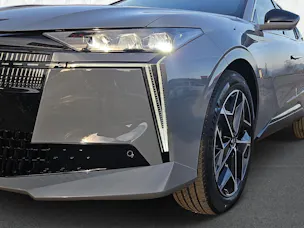 DS Automobiles AUTOMOBILES DS No4 MHEV Pallas
