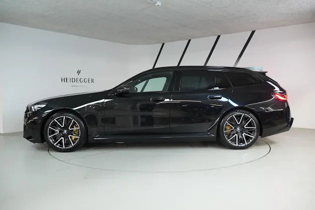 BMW M5 xDrive Touring